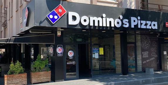 DOMİNOS